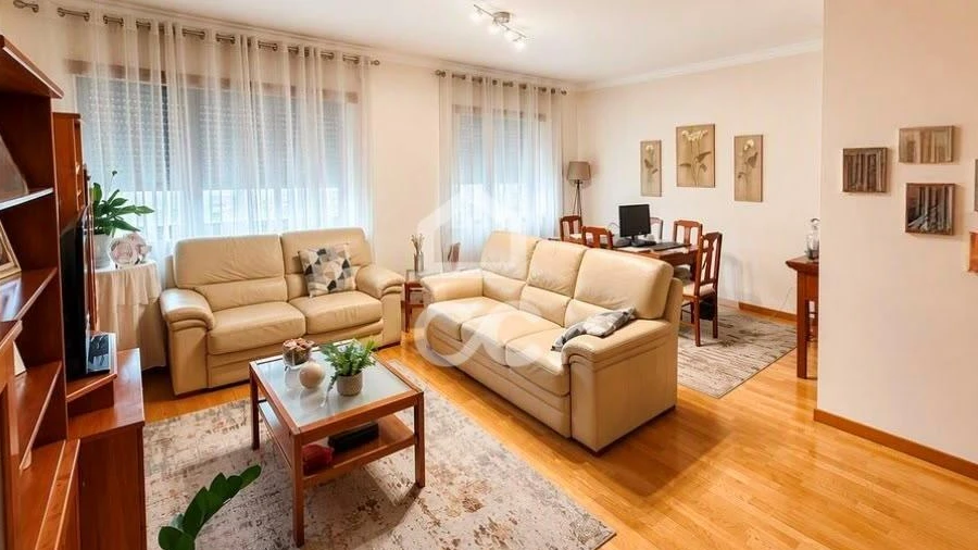 Apartamento T3 para Arrendamento em Camarate, Unhos e Apelação