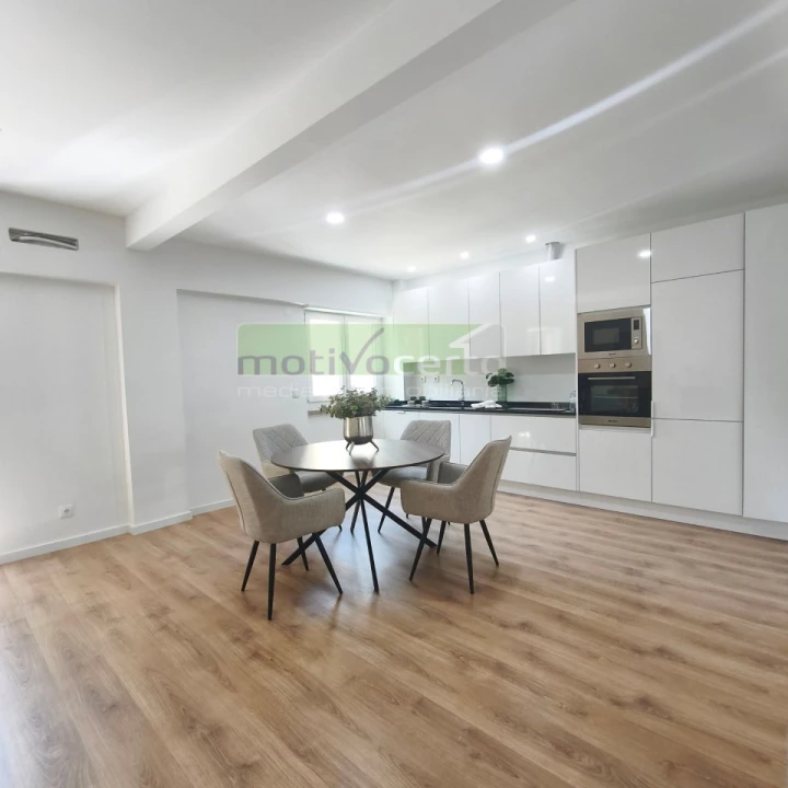 Apartamento T3 para Venda em Benfica Foto 6