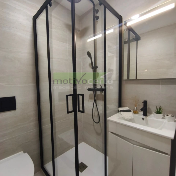 Apartamento T3 para Venda em Benfica Foto 17