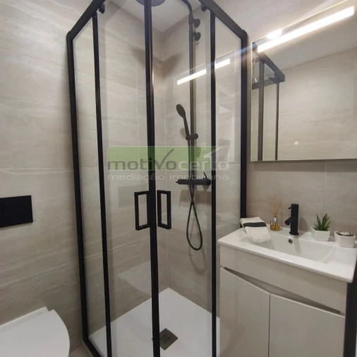 Apartamento T3 para Venda em Benfica Foto 17