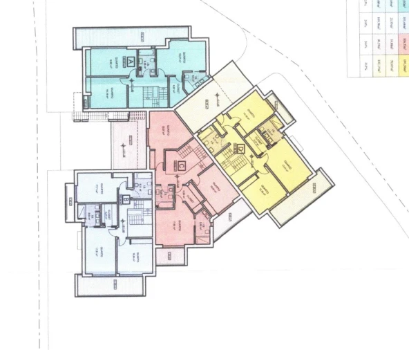Moradia T4 para Venda em Santa Barbara de Nexe Planta 3