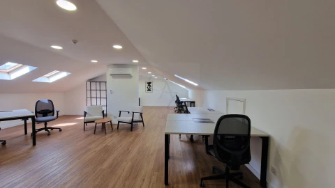 Negócio para Arrendamento em Cascais e Estoril