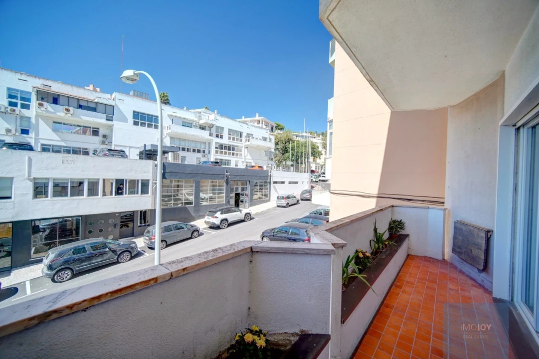 Apartamento T2 para Venda em Algés, Linda-A-Velha e Cruz Quebrada-Dafundo Foto 7