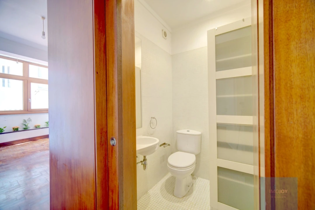 Apartamento T2 para Venda em Algés, Linda-A-Velha e Cruz Quebrada-Dafundo Foto 26