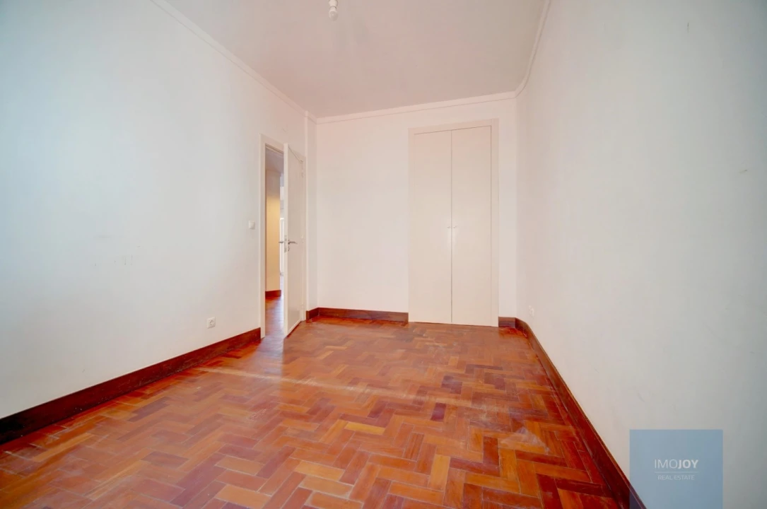 Apartamento T2 para Venda em Algés, Linda-A-Velha e Cruz Quebrada-Dafundo Foto 30