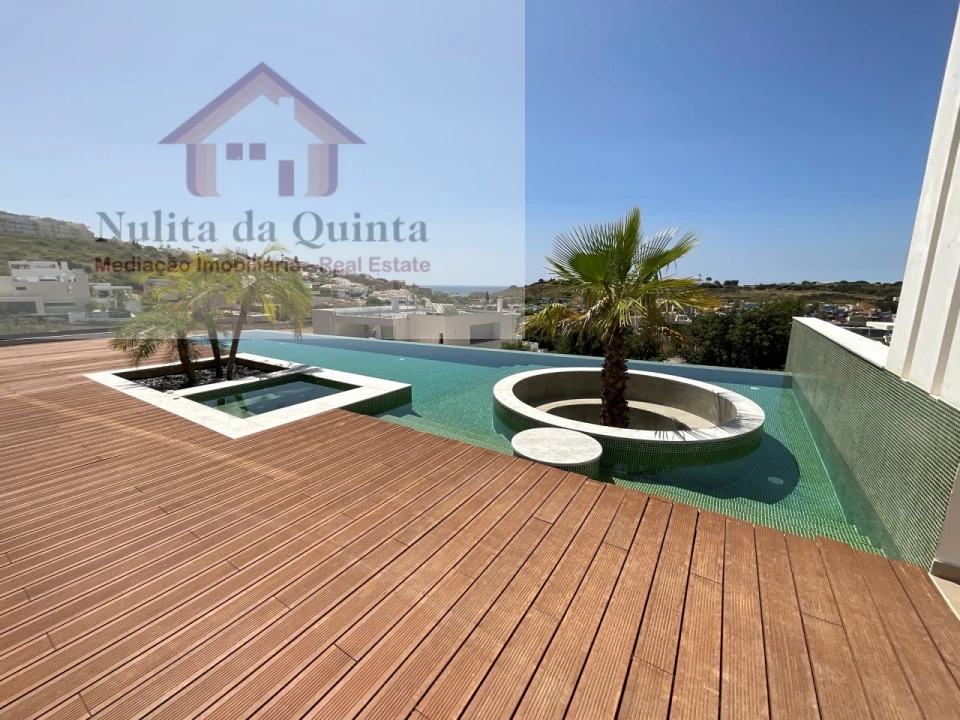 Moradia T5 para Venda em Albufeira e Olhos de Água Foto 10