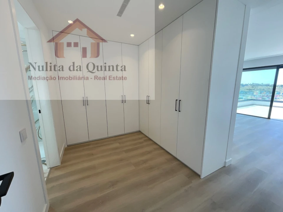 Moradia T5 para Venda em Albufeira e Olhos de Água Foto 46