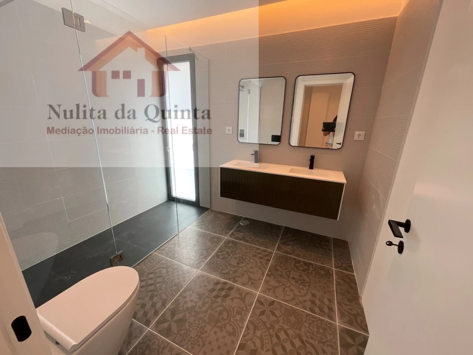 Moradia T5 para Venda em Albufeira e Olhos de Água Foto 57