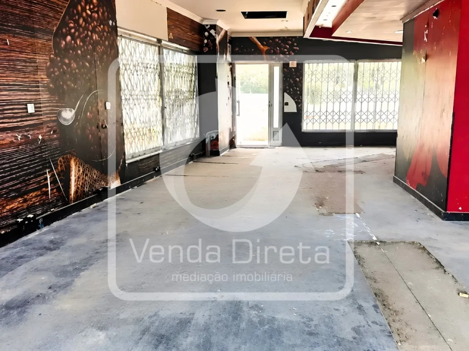 Loja para Venda em Carnide Foto 4