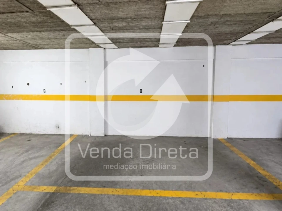 Loja para Venda em Carnide Foto 9