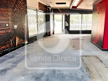 Loja para Venda em Carnide