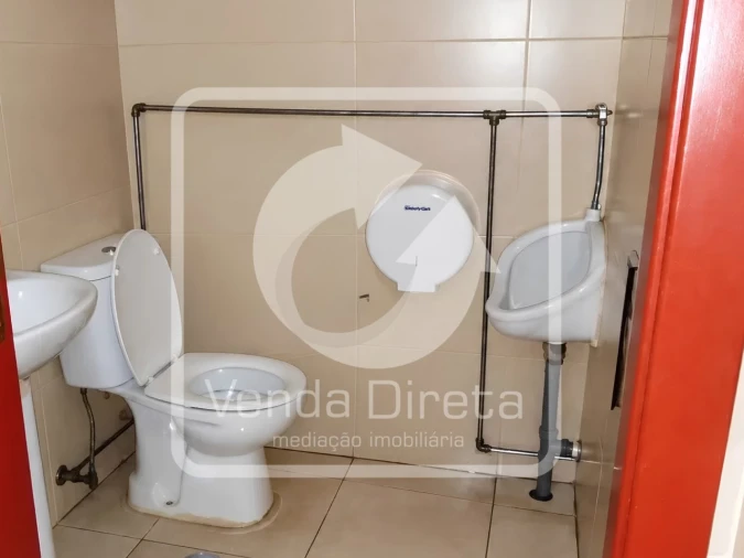 Loja para Venda em Carnide Foto 7