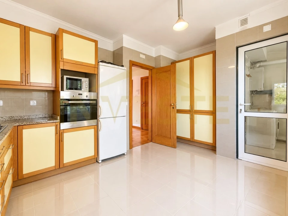Apartamento T3 para Venda em Cascais e Estoril Foto 9