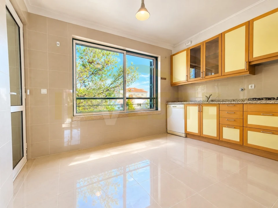 Apartamento T3 para Venda em Cascais e Estoril Foto 8