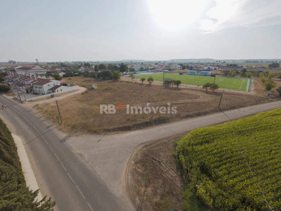Terreno para Venda em Azinhaga Foto 2