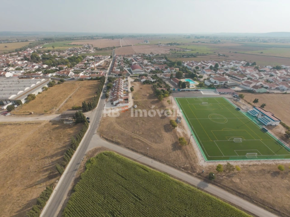 Terreno para Venda em Azinhaga Foto 4