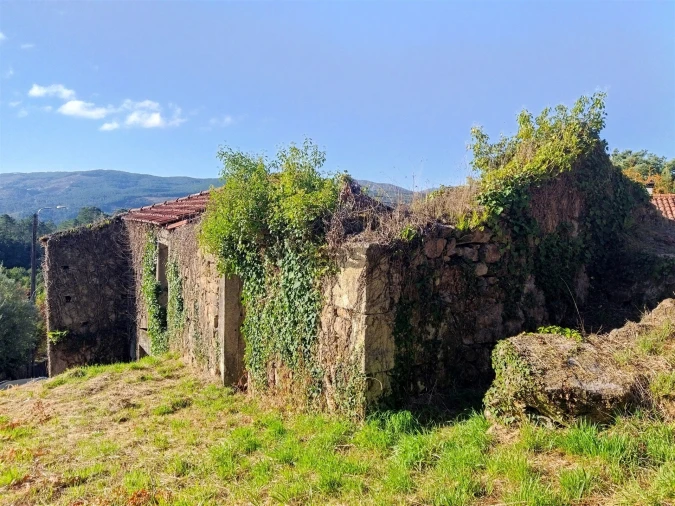Moradia T3 para Venda em Covas Foto 4