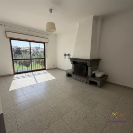 Apartamento T2 para Arrendamento em Cascais e Estoril