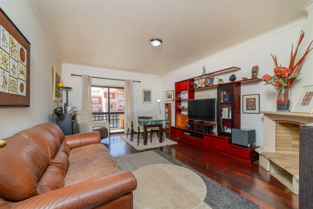 Apartamento T2 para Venda em Cascais e Estoril Foto 9