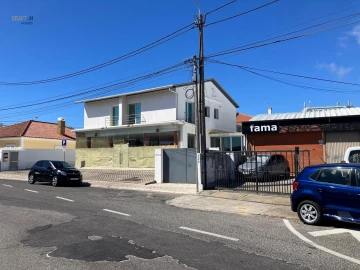 Loja para Arrendamento em Alcabideche