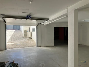 Loja para Arrendamento em Alcabideche