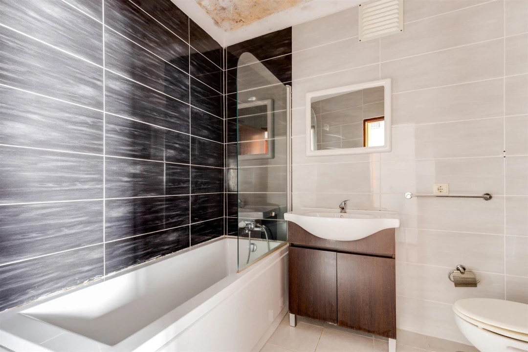 Apartamento T2 para Venda em Leiria, Pousos, Barreira e Cortes Foto 13