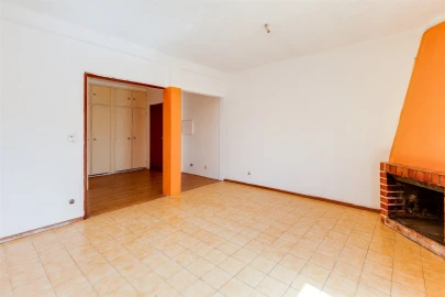 Apartamento T1 para Venda em Leiria, Pousos, Barreira e Cortes