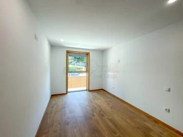 Apartamento T3 para Arrendamento em Urgezes