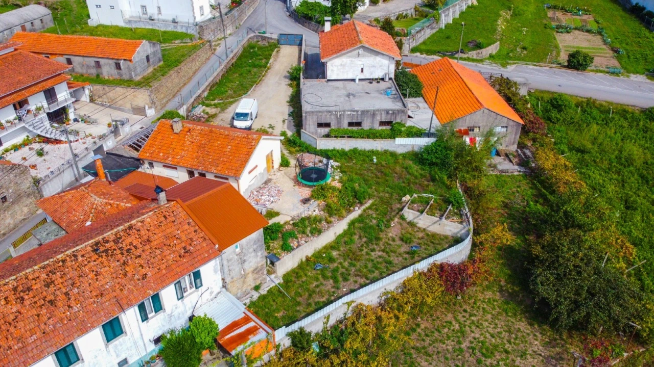 Moradia T2 para Venda em Vila Chã, Codal e Vila Cova de Perrinho Foto 8
