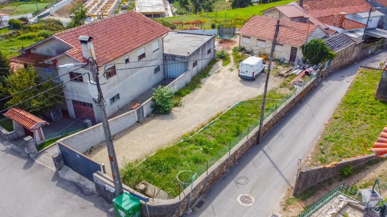 Moradia T2 para Venda em Vila Chã, Codal e Vila Cova de Perrinho Foto 3