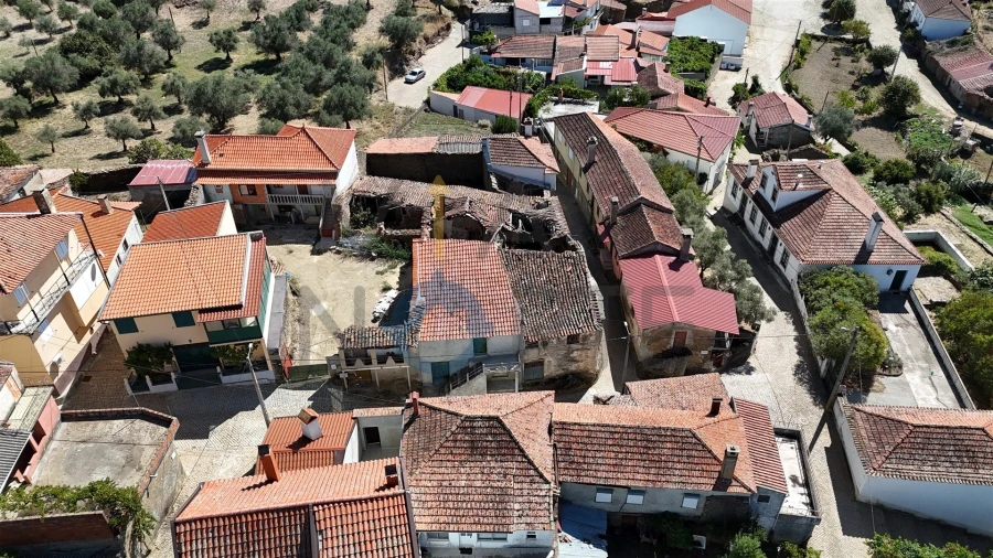 Moradia T1 para Venda em Eucisia, Gouveia e Valverde Foto 13