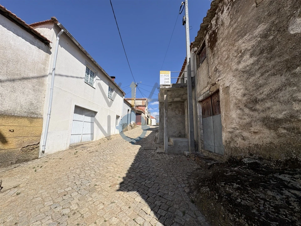 Moradia T1 para Venda em Eucisia, Gouveia e Valverde Foto 3