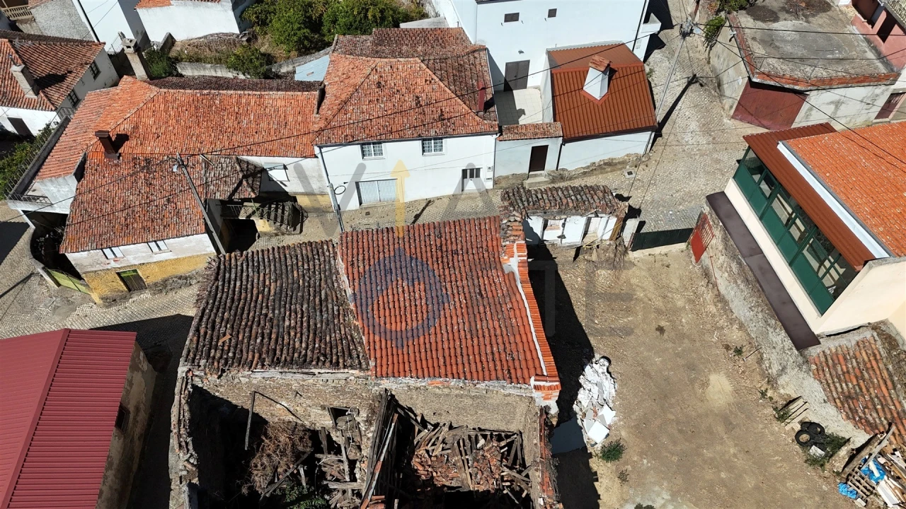 Moradia T1 para Venda em Eucisia, Gouveia e Valverde Foto 11