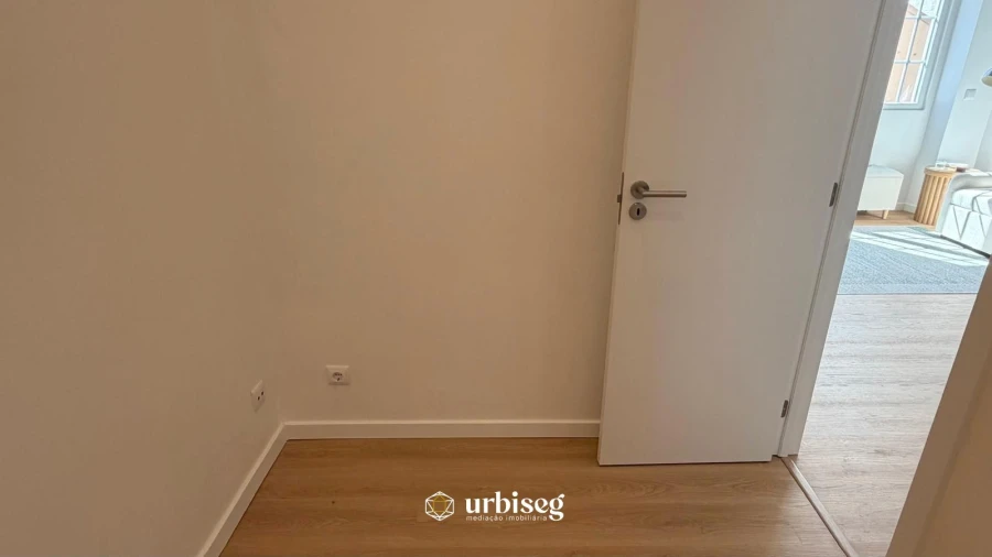 Apartamento T2 para Venda em Buarcos Foto 25