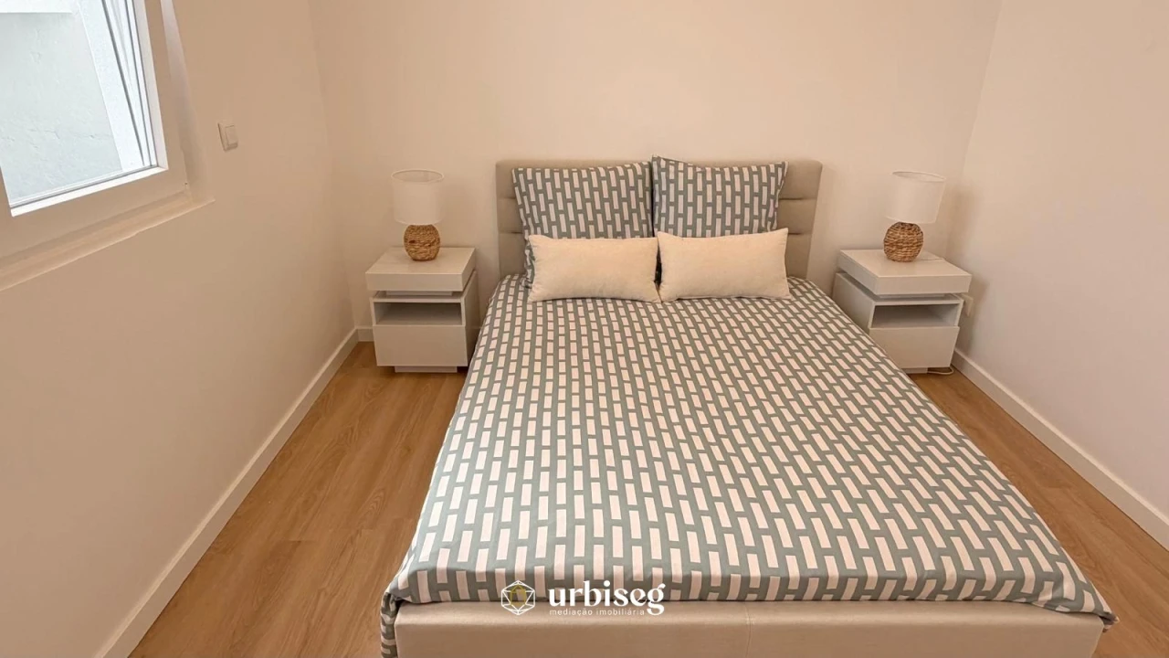 Apartamento T2 para Venda em Buarcos Foto 17