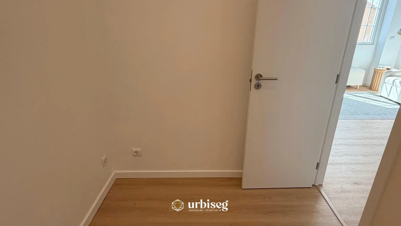 Apartamento T2 para Venda em Buarcos Foto 25