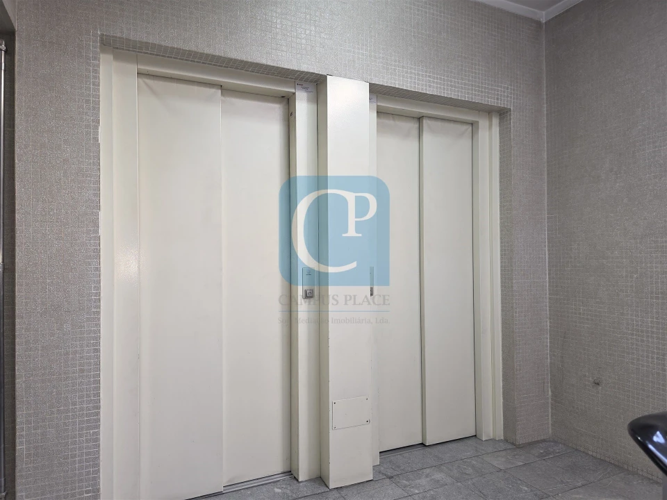 Apartamento T1 para Arrendamento em Paranhos Foto 18