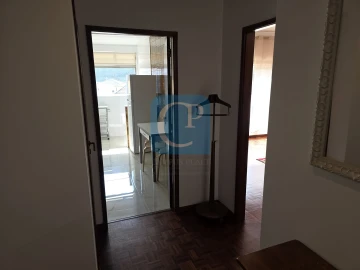 Apartamento T1 para Arrendamento em Paranhos