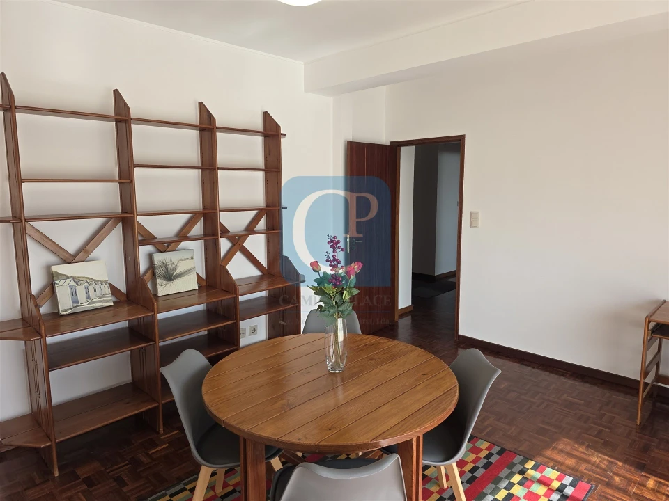 Apartamento T1 para Arrendamento em Paranhos Foto 3