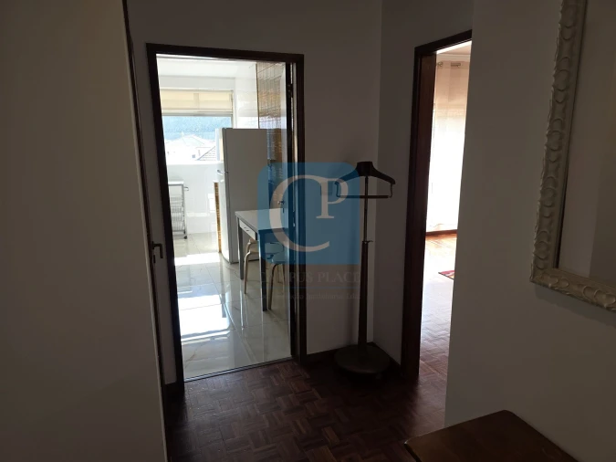 Apartamento T1 para Arrendamento em Paranhos Foto 11
