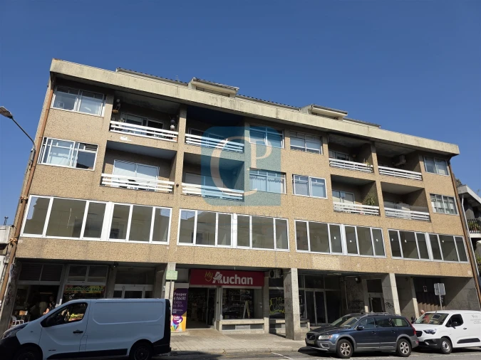 Apartamento T1 para Arrendamento em Paranhos Foto 19