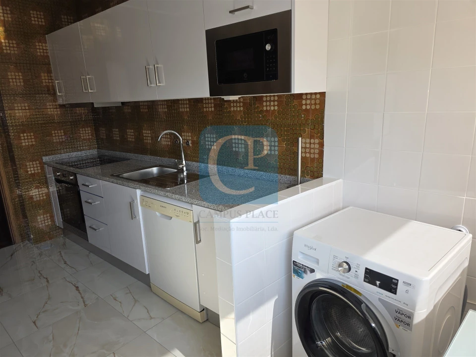 Apartamento T1 para Arrendamento em Paranhos Foto 8