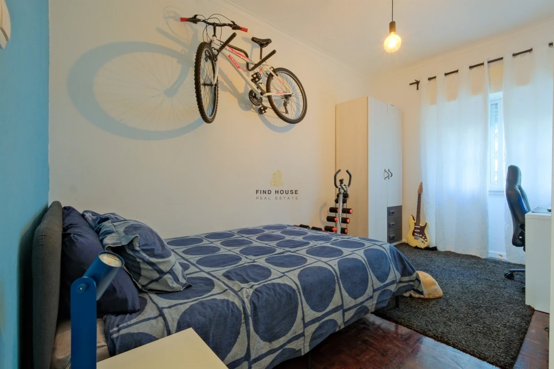 Apartamento T3 para Venda em Carnaxide e Queijas Foto 15