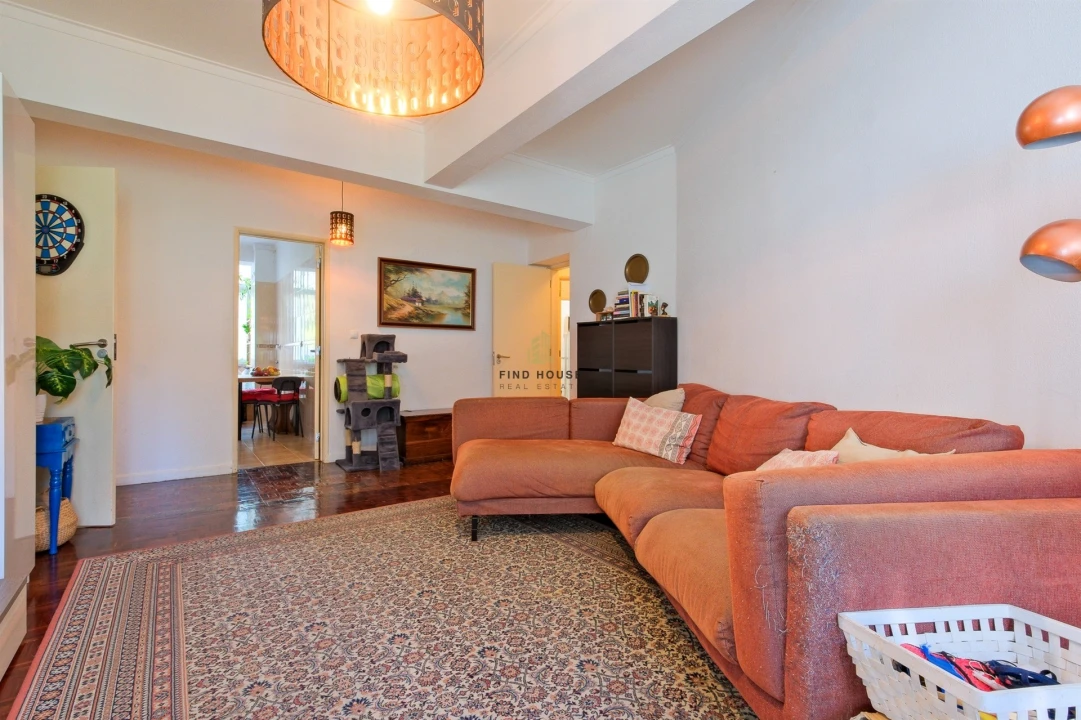 Apartamento T3 para Venda em Carnaxide e Queijas Foto 8