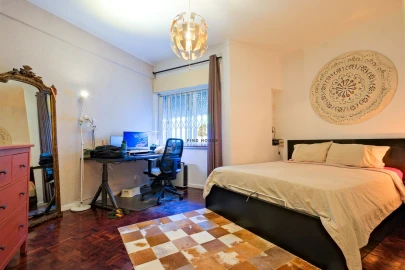 Apartamento T3 para Venda em Carnaxide e Queijas
