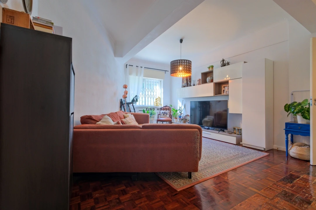 Apartamento T3 para Venda em Carnaxide e Queijas Foto 3