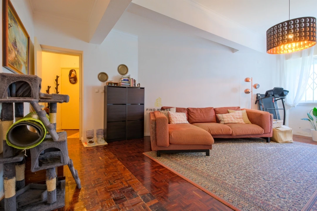 Apartamento T3 para Venda em Carnaxide e Queijas Foto 5