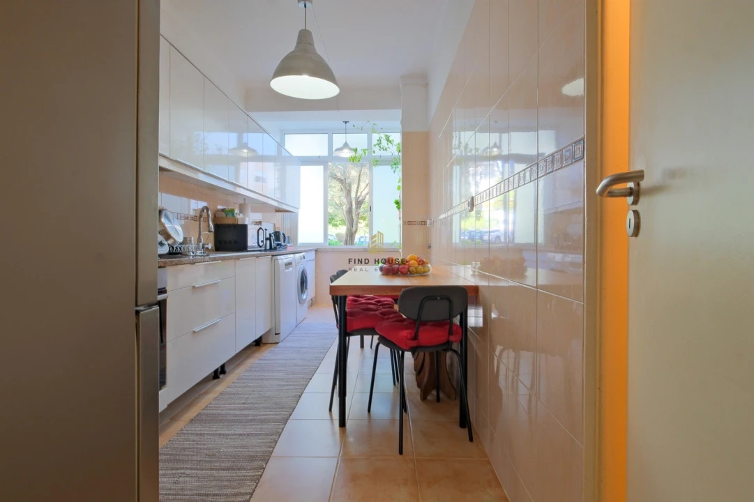 Apartamento T3 para Venda em Carnaxide e Queijas Foto 26