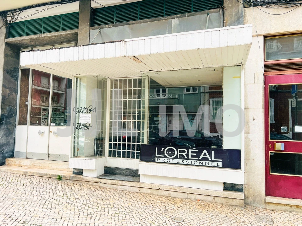 Loja para Arrendamento em Arroios Foto 1