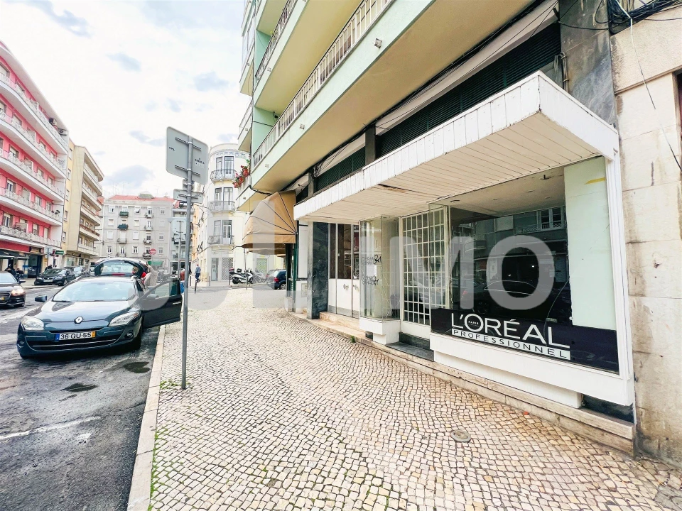Loja para Arrendamento em Arroios Foto 2